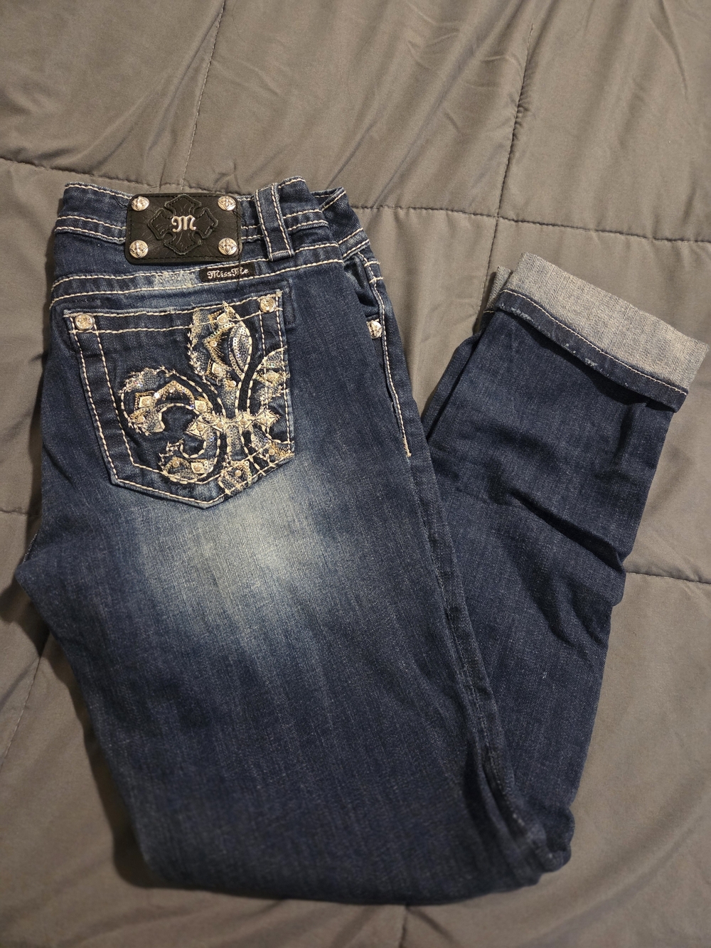 Miss Me Indigo Embroidered Pocket Skinny Jeans